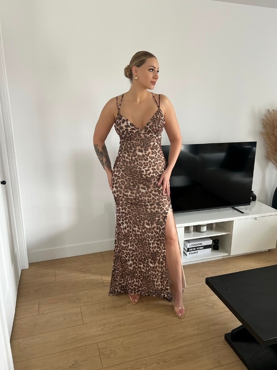 JJs House Dresses & Skirts - Maxi Leopard Print Dress (Size L)